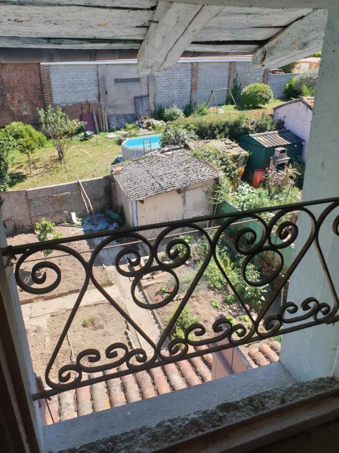 Petit Coin En Lomagne Pour La Nuit Lägenhet Beaumont-de-Lomagne Exteriör bild
